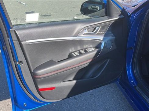 Used 2025 Genesis G70 3.3T Advanced image 7