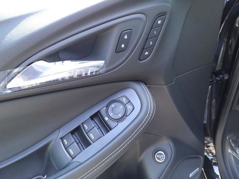 Certified 2024 Buick Encore GX Avenir w/ Avenir Technology Package image 12