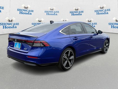 Used 2023 Honda Accord Sport image 8