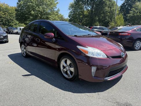 Used 2013 Toyota Prius Three image 4