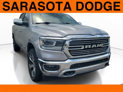 Used 2023 RAM 1500 Laramie AWD/4WD image 1
