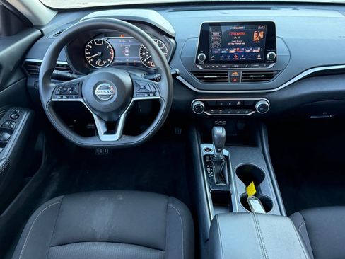 Certified 2020 Nissan Altima 2.5 S FWD image 11