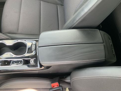 Used 2023 Buick Envision Preferred FWD image 48