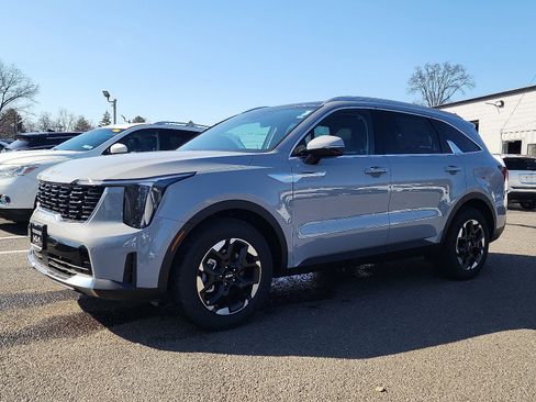 New 2026 Kia Sorento S w/ S Panoramic Sunroof Package image 2