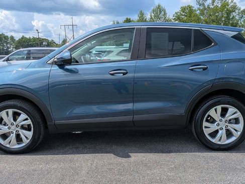 Used 2024 Buick Encore GX Preferred w/ Comfort Package AWD/4WD image 7
