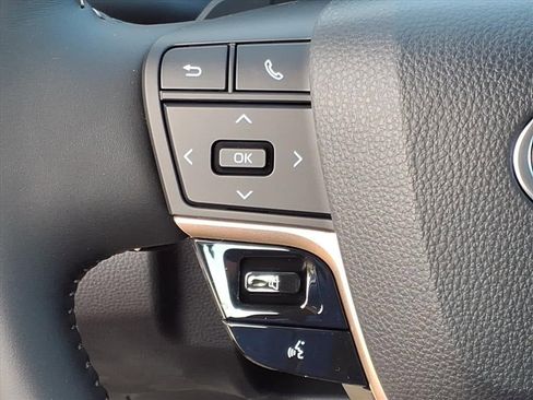 New 2026 Toyota Crown Platinum image 20