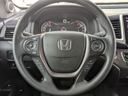 Used 2018 Honda Pilot EX image 17