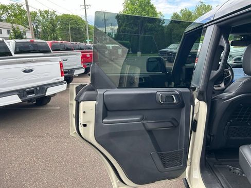 Certified 2025 Ford Bronco Badlands AWD/4WD image 15