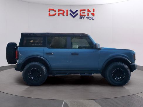 Used 2022 Ford Bronco Big Bend image 6