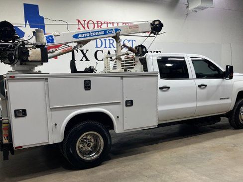 Used 2017 Chevrolet Silverado 3500 W/T w/ WT Fleet Convenience Package image 4