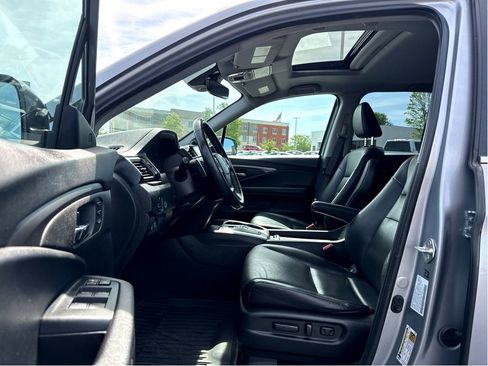 Used 2022 Honda Ridgeline RTL image 10