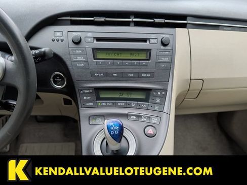 Used 2010 Toyota Prius Two FWD image 11