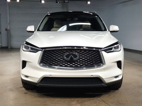 Used 2021 INFINITI QX50 Essential w/ Convenience Package FWD image 2