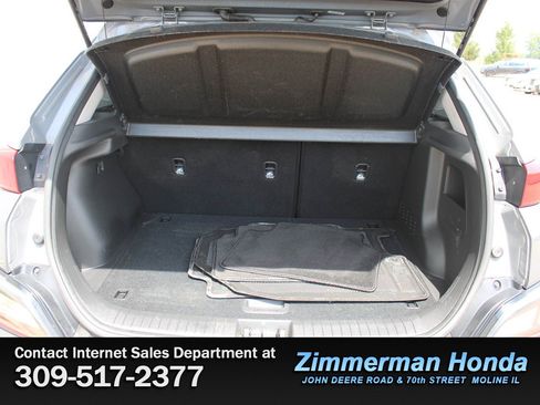 Used 2023 Hyundai Kona SEL w/ Cargo Package FWD image 6