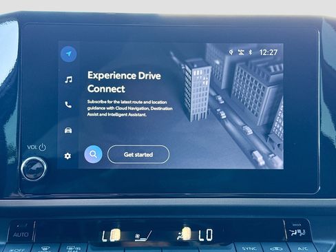 Used 2025 Toyota Camry SE image 31