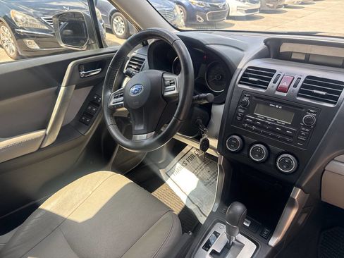 Used 2014 Subaru Forester 2.5i Limited w/ Popular Package #2 image 17