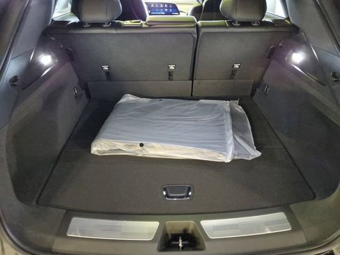 New 2025 Cadillac Lyriq Sport image 7