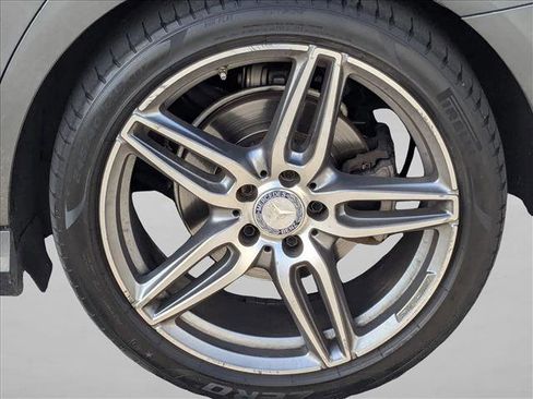 Used 2017 Mercedes-Benz E 300 image 9
