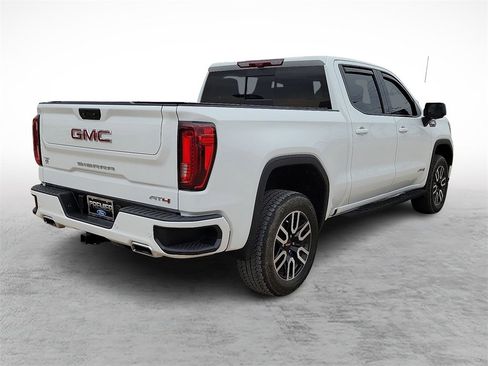 Used 2022 GMC Sierra 1500 AT4 w/ AT4 Premium Package image 11