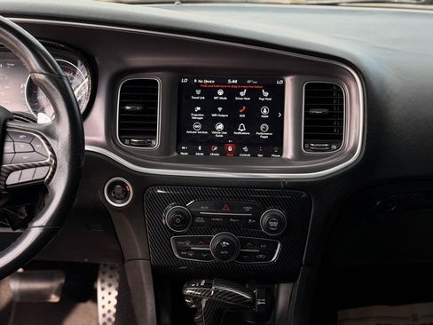 Used 2019 Dodge Charger Scat Pack w/ Navigation & Travel Group RWD image 15