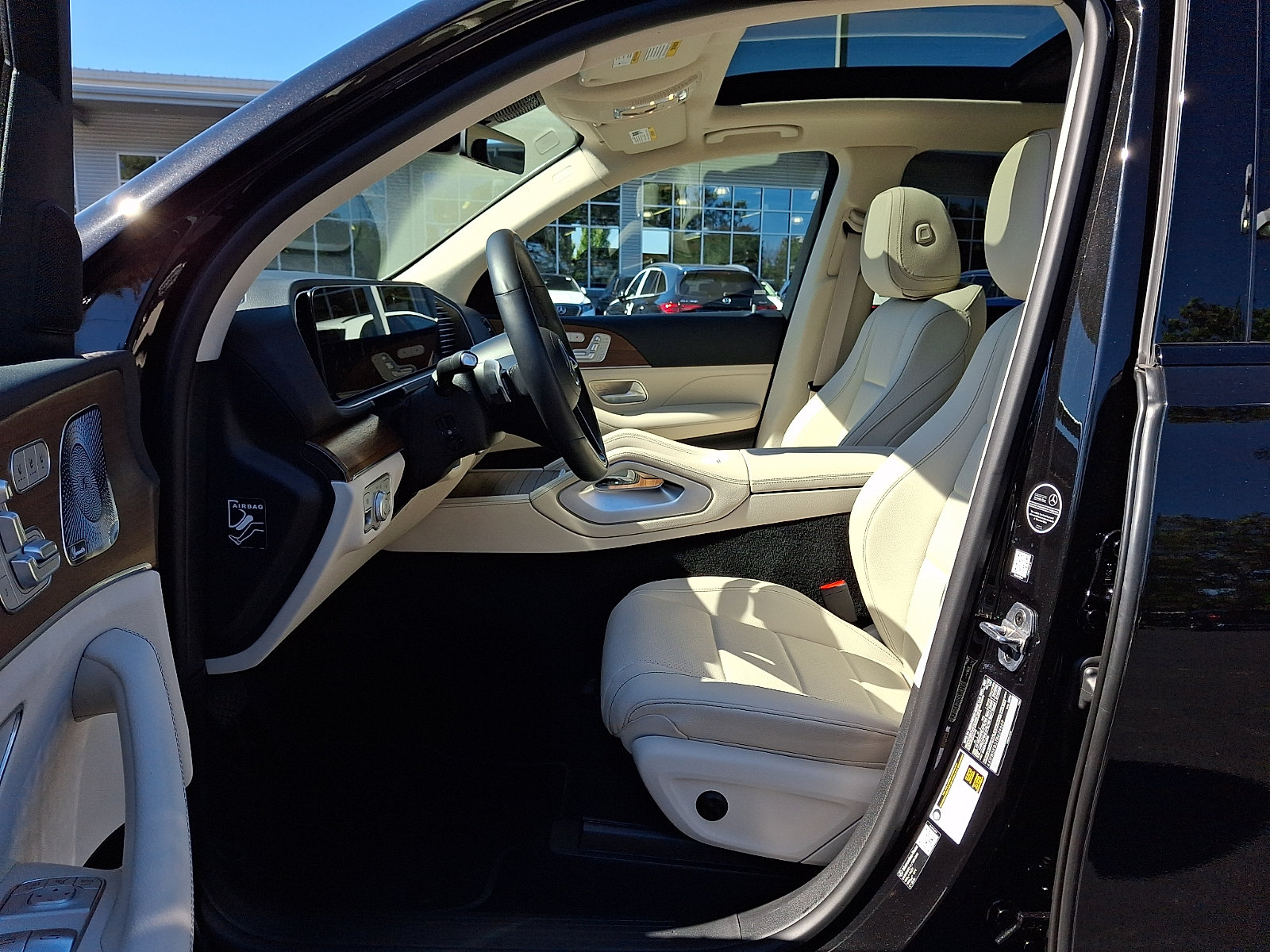 Certified 2026 Mercedes-Benz GLE 450 4MATIC image 14