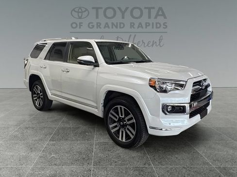 Certified 2024 Toyota 4Runner Limited AWD/4WD image 1