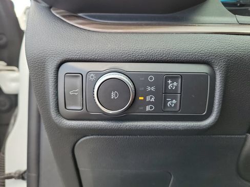 Used 2020 Ford Explorer Limited AWD/4WD image 18