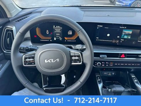 New 2025 Kia Sorento EX w/ Panoramic Sunroof Package image 15