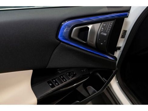 New 2026 BMW X3 xDrive30 w/ Convenience Package image 53