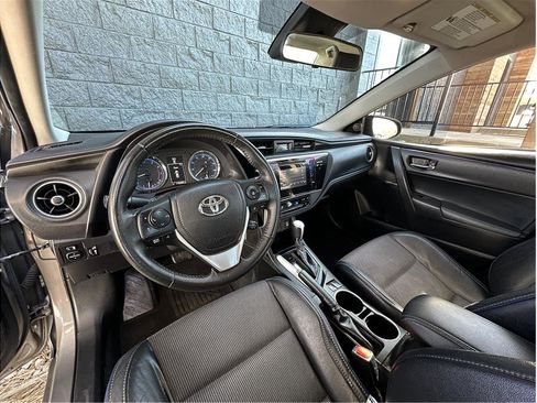 Used 2017 Toyota Corolla LE image 14