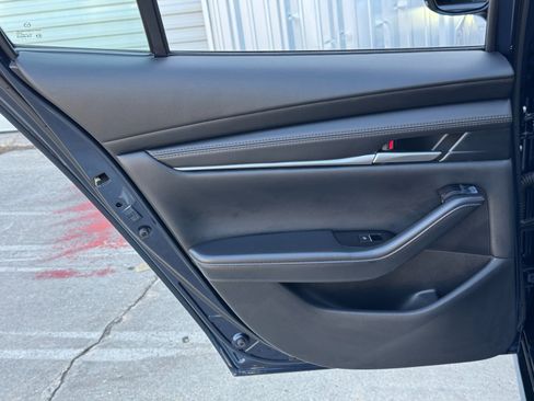 Used 2025 MAZDA MAZDA3 s image 38