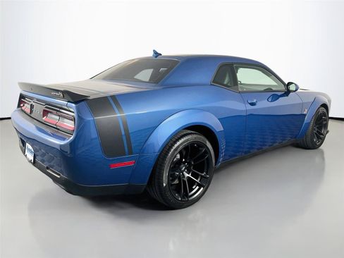 Used 2022 Dodge Challenger R/T Scat Pack RWD image 6