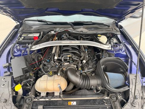 Used 2016 Ford Mustang Shelby GT350 w/ Technology Package RWD image 14