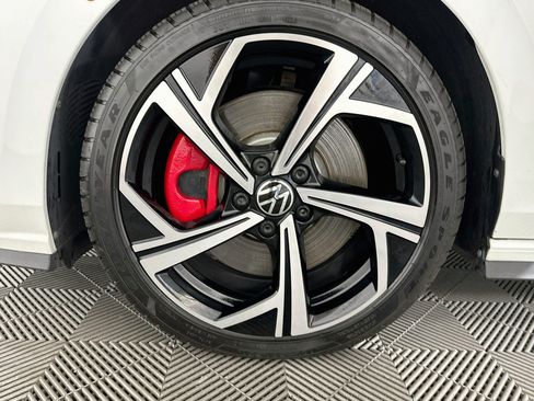 Used 2024 Volkswagen GTI SE FWD image 35
