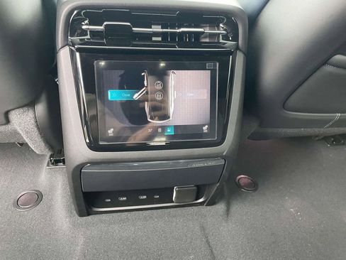 New 2025 Cadillac Escalade IQ Luxury 2 image 15