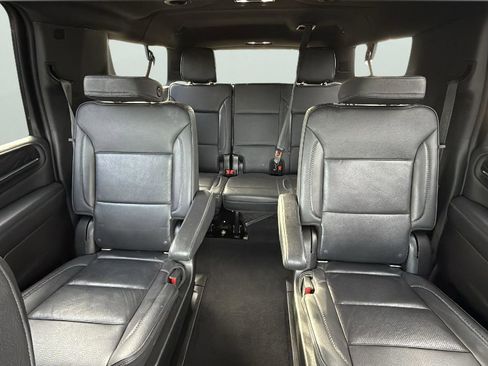 Used 2021 GMC Yukon XL Denali image 26