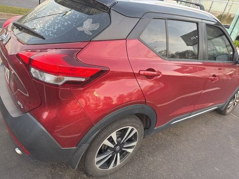 Used 2019 Nissan Kicks SR w/ SR Premium Package image 7
