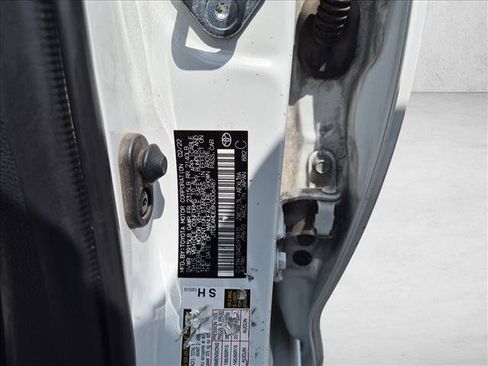 Used 2022 Toyota Corolla LE FWD image 10