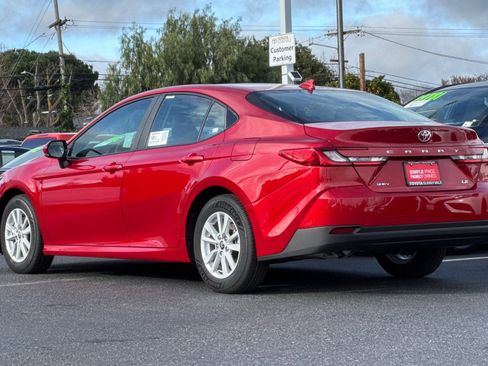 New 2026 Toyota Camry LE image 7