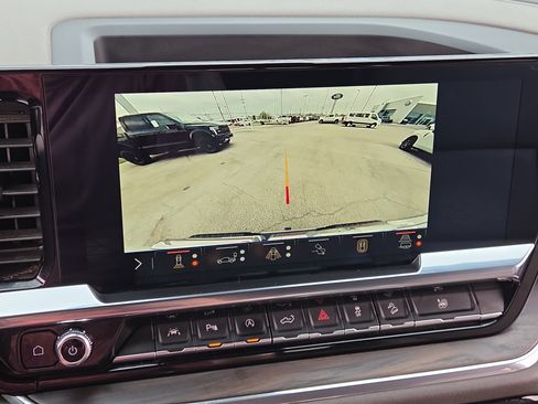 Used 2024 GMC Sierra 1500 SLT w/ SLT Premium Plus Package image 25