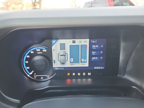 Used 2023 Ford Bronco Badlands image 12