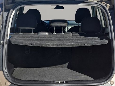 Used 2015 Kia Soul + image 13