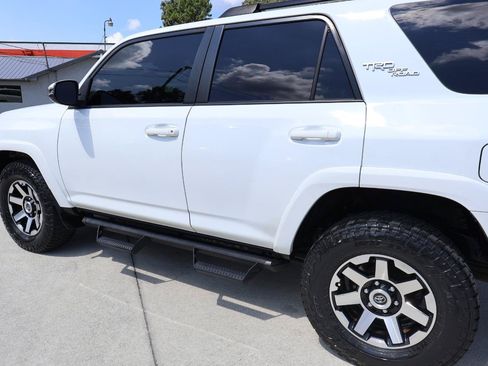 Used 2021 Toyota 4Runner TRD Off-Road Premium w/ Moonroof Package AWD/4WD image 30