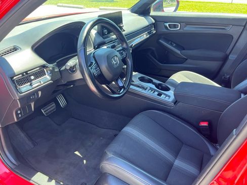 Used 2022 Honda Civic Sport image 9