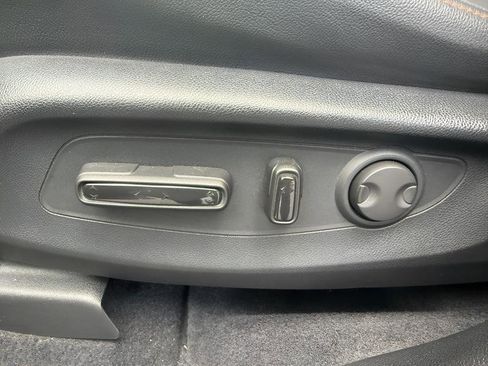 Used 2024 Honda CR-V Sport Touring image 10
