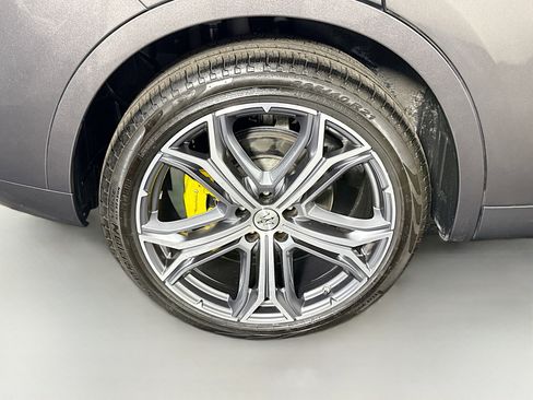 Used 2023 Maserati Levante GT AWD/4WD image 33