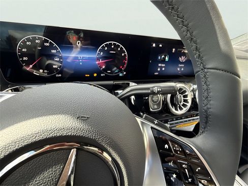 New 2026 Mercedes-Benz GLA 250 4MATIC image 19