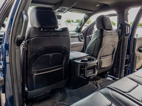 Used 2024 RAM 1500 Limited image 34