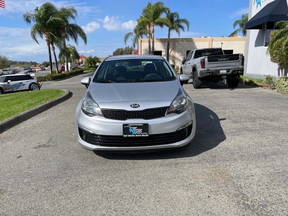 Used 2016 Kia Rio LX w/ Power Package FWD image 2
