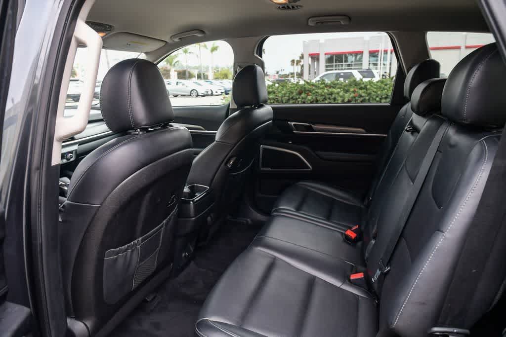 Used 2021 Kia Telluride LX FWD image 18